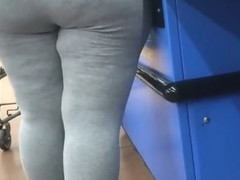 Candid culonas bonitas en grey leggings