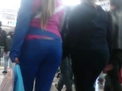 spandex  en el metro