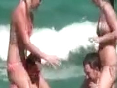 Party Nymphoes Giving Bj In Groupsex