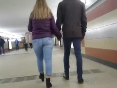 junior sexy blonde with hot round ass