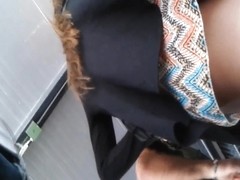 UPSKIRT MOMENT 04 - A la francesa - NO PANTY? - CDMX