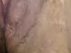 playing with my wet crack untill i cum hard