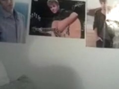 Epic black guy reaction. looking at bieber posters, while fucking white girl pussy !!!