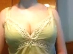 Web model with big breasts Maryjane stuck in the ass vibrator