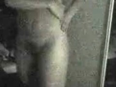 Le gusta verse en el espejo