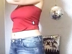 littlledevil non-professional record 07/10/15 on twenty:54 from MyFreecams