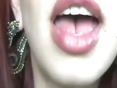 Split tongue