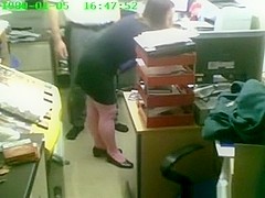 Colleagues fuck in the office during working hours !!!