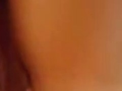 Des fesses bien huilees