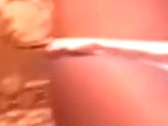 Mature bimbo gets horny in amateur webcam vid