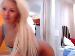 Gorgeous blonde A00SpicyAlicia dancing