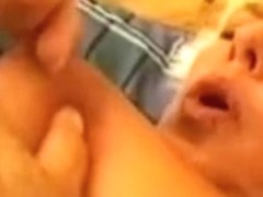 lickin my tits 1min30