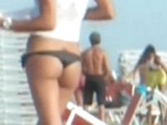 Some Hot Asses In The Beach