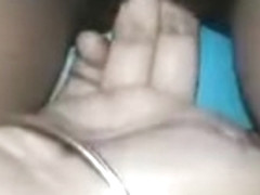 18 years old delhi girl fingering her pussy