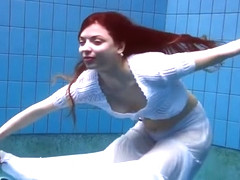 Amazing Hairy Underwatershow By Marketa