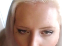 Mom into fucking you