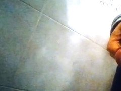 Kcalos - Free pissing