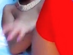 Yolanda Jay plays with pussy