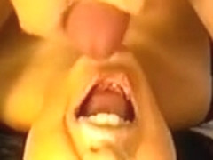 queeny sucks for facial