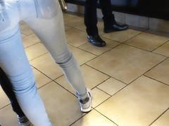 teen tight ass in jeans