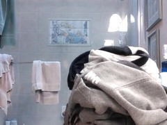 hair shower college girl