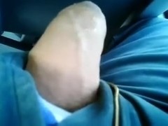 Jerking off in the public bus behind hot lady