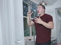 Jessica Jones in Fill Ups Over Break Ups