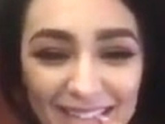 hot american girl is bored on periscope