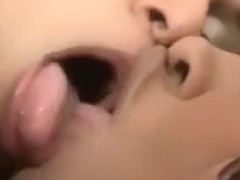 lesbian deep kissing