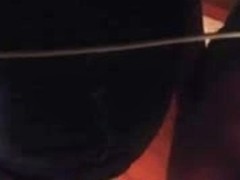 ma belle-mere aime quand je lui touche le cul part 1