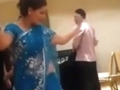 sexy nepali aunty dancing in party