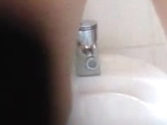 Keyhole Bidet