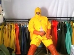 Helping Hand in Helly Hansen