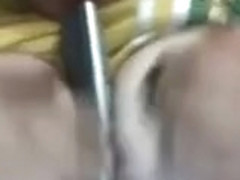 Gordinha mostrando os peitos na cam