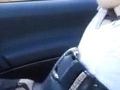 Slut's getting wild in this amatur porn, showing cunt