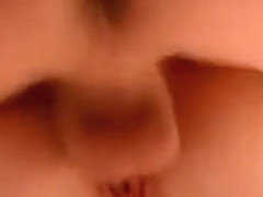 Pervers de 70 ans d�fonce une �tudiante na�ve