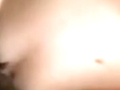 Allemande aux petits seins baise sur la machine � laver