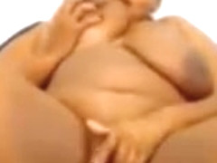 BLACK BBW WITH BIG TITS TEASING ON WEBCAM