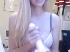 Kendra Babyyygirl420 Playing With A Dildo