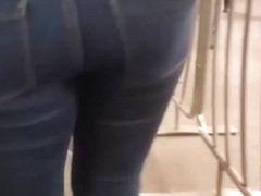 Chubby milf's ass