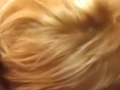 La vieille drague le beau voisin black pour niquer ce soir l�