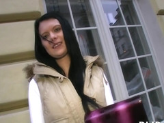 Thrilling Blowjob From Sultry Babe