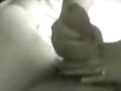 Aroused dude films lsuty hotty giving him nice blowjob