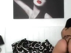 Steep brunette Lexidaimond showing off her body