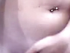 Sexy Pinay playing her pussy