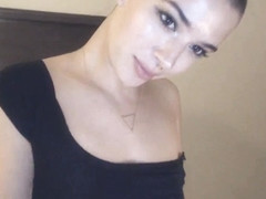 Wild Babe Wants to Have a Good Time