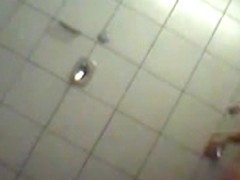 Cougar looks very fuckable in voyeur showers video