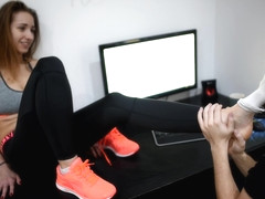 Babe In Sportswear Makes Her Boyfriend Sniff Her Feet In Dirty Socks