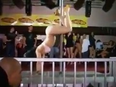 Amateur chicks in G strings demonstrate their well-shaped butts